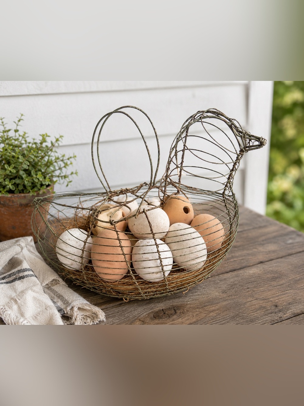 Rustic Vintage Wire Chicken Egg Basket Farmhouse Country Decor